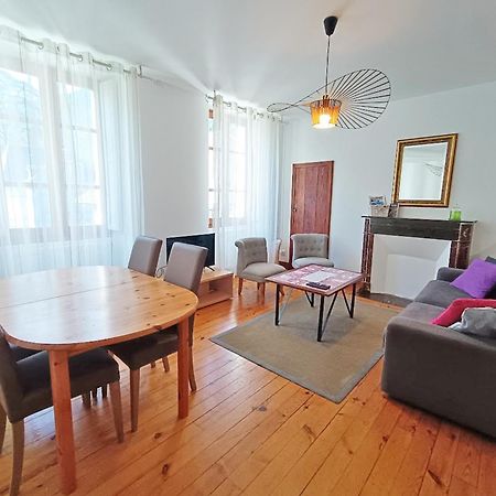 Le Petit Cerf, T3, Wifi, Cave Apartment Bagneres-de-Luchon ภายนอก รูปภาพ